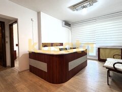 Camera de Comert, metrou la 5 min., birou, 3 camere, et 7