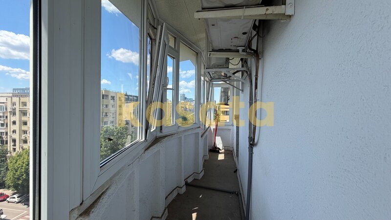 Camera de Comert, metrou la 5 min., birou, 3 camere, et 7